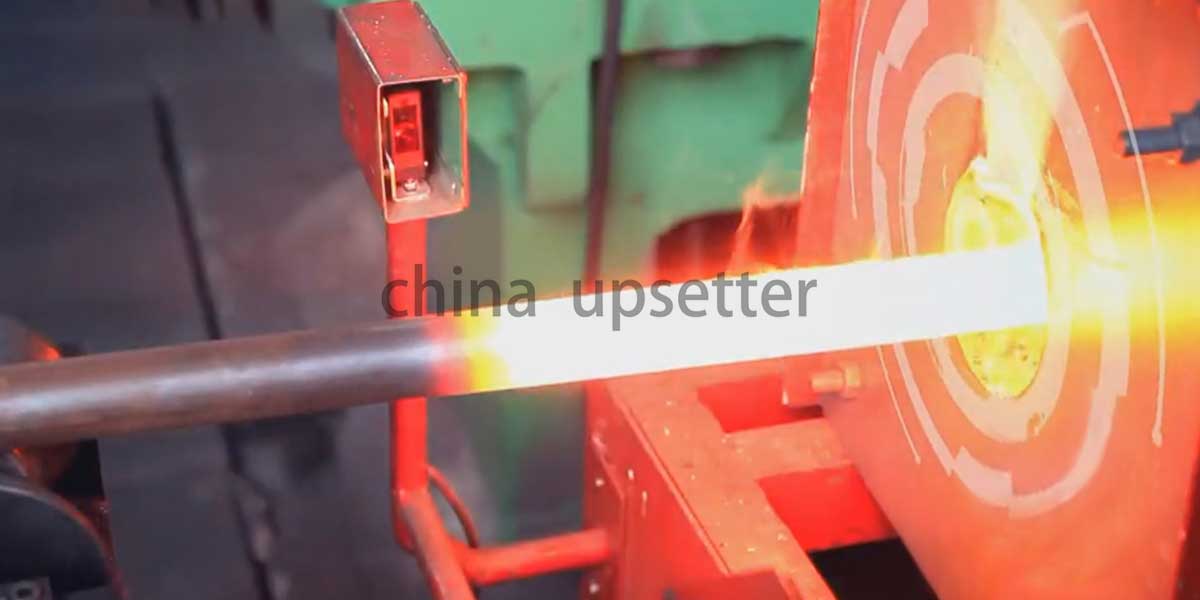 The hydraulic upsetting press machine mainly used to produce drill pipe, and als